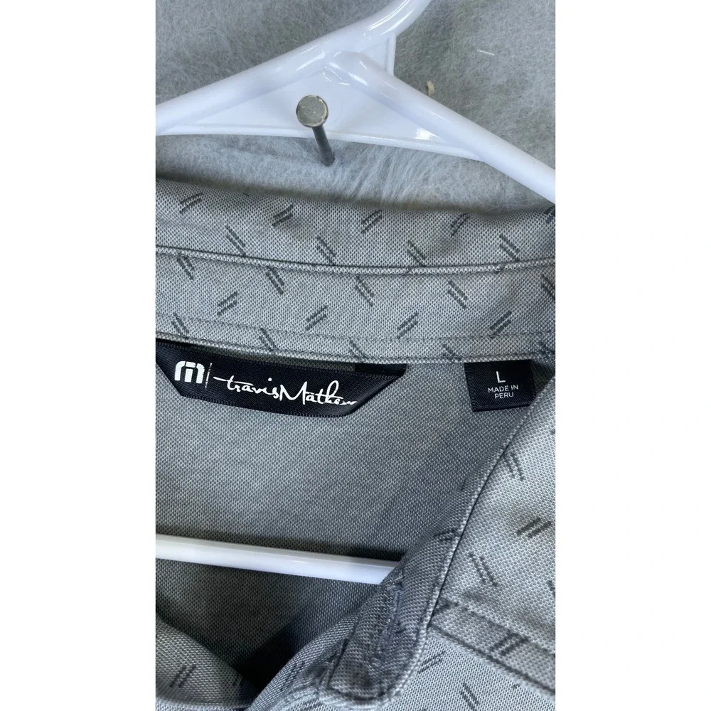 TravisMathew Polo Shirt Mens L Grey Excellent Short Sleeve Geometric Print